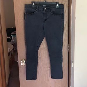 Black skinny jeans
